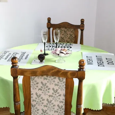 Gecev * Lublaň